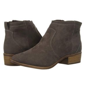 Dolce Vita Women's JURYY Ankle Boot, Granite Stella Suede